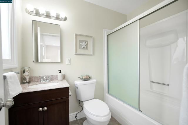 2951 Estates Ave, Pinole CA: https://media.crmls.org/mediaz/99d543e9-bae7-41ed-9f68-832d2fe32b9e.jpg