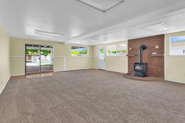 45175 Merritt Street, King City CA: https://media.crmls.org/mediaz/99d5990d-0f85-4761-8080-f9b671b6c54b.jpg