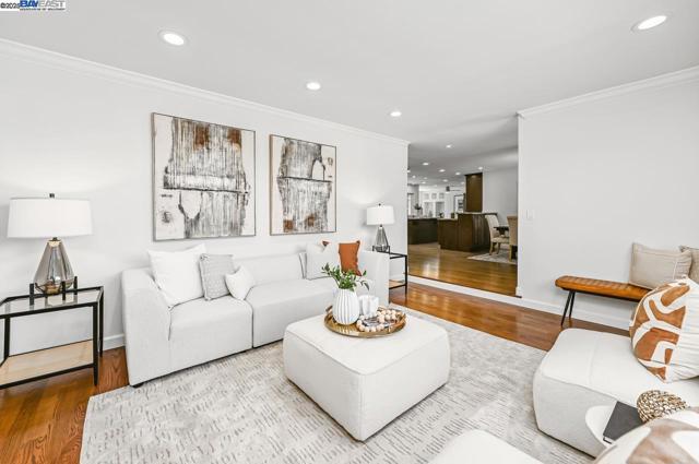 7864 Fairoaks Dr, Pleasanton CA: https://media.crmls.org/mediaz/99d61a62-95dd-420f-a7e0-afeb5f069faf.jpg