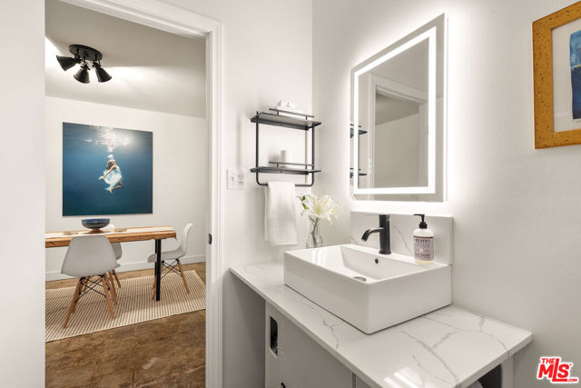10959 Venice Boulevard, Los Angeles CA: https://media.crmls.org/mediaz/99d6937f-c0b1-4d7c-a34c-a98f153a771b.jpg