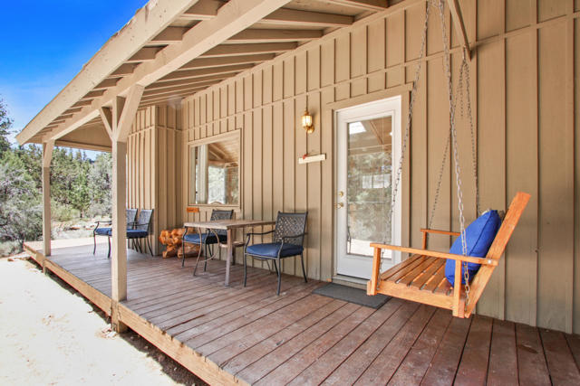 43630 Rainbow Lane, Angelus Oaks CA: https://media.crmls.org/mediaz/99d8864f-b064-4ca0-a941-566cc9043cf8.jpg
