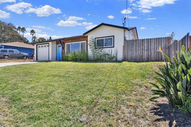 231 Cananea Street, Vista CA: https://media.crmls.org/mediaz/99d91788-ab75-47e7-beff-65cb3e4b9cf9.jpg
