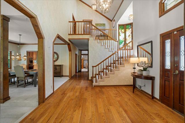 13217 Padero Court, Saratoga CA: https://media.crmls.org/mediaz/99d95680-755d-42e9-a3a7-6bcaa45a06c6.jpg