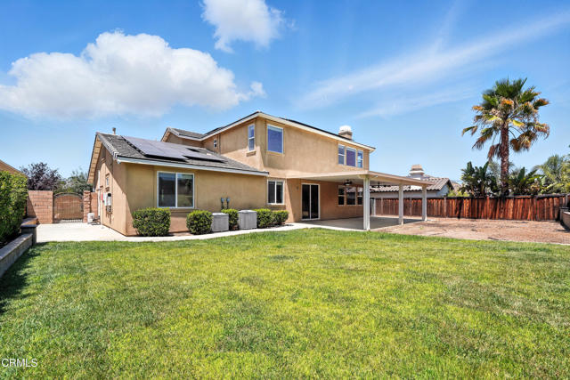 29039 Shorecliff Circle, Menifee CA: https://media.crmls.org/mediaz/99d97e3f-5389-4b3c-98d5-4ad44580f690.jpg