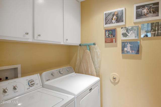 12490 Ridge Drive, Santa Rosa CA: https://media.crmls.org/mediaz/99d99601-89c0-4fd5-86a4-59c0fbbcee12.jpg