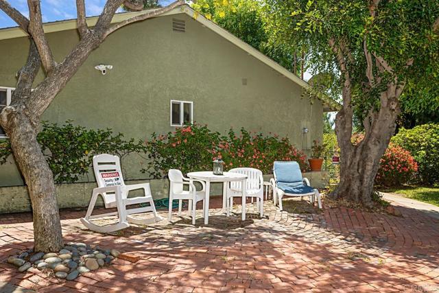 Image 1 of 35 For 801 W Vista Way
