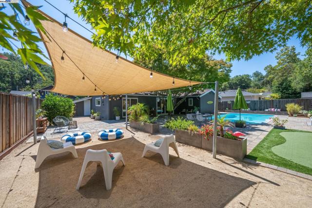 3434 LITTLE LANE, Lafayette CA: https://media.crmls.org/mediaz/99da59fc-99ec-4ae1-adad-ac5f1a43d6d7.jpg