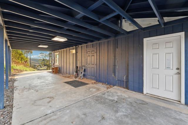 26086 Bear Valley Heights Road, Escondido CA: https://media.crmls.org/mediaz/99dc83fd-9870-4796-b771-b3c3d84a8ae5.jpg