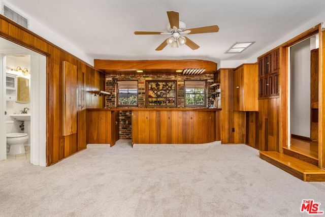 6317 Orion Avenue, Van Nuys CA: https://media.crmls.org/mediaz/99dcd5db-30f1-4373-9ba4-26f31ba15b53.jpg