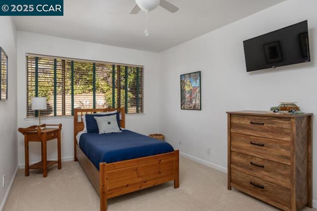 2554 Mockingbird Hill Rd, Walnut Creek CA: https://media.crmls.org/mediaz/99dd6e40-b914-4b4a-869d-aba1c99162fa.jpg