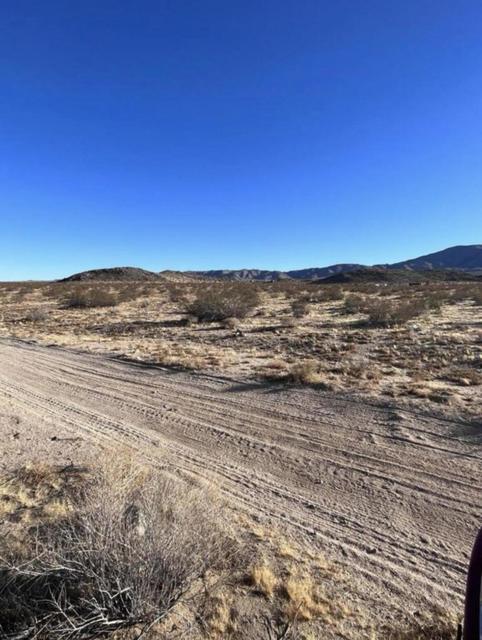 0 Datura Terrace, Johnson Valley CA: https://media.crmls.org/mediaz/99de13f0-e196-43a1-afbc-15f081273485.jpg