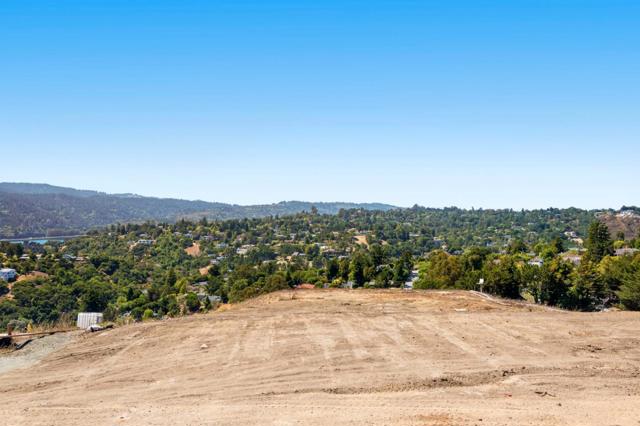 138 Rosewood Lane Lane, San Mateo CA: https://media.crmls.org/mediaz/99de2071-2758-4840-b061-6643a8df53b9.jpg