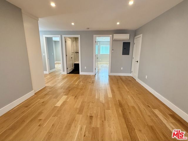 724 Ashland Avenue, 2 photo 11