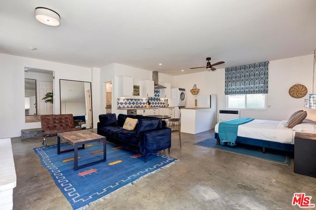 4417 Campbell Drive, Los Angeles CA: https://media.crmls.org/mediaz/99dffd8e-8539-4bdb-a897-ad484a382e1f.jpg