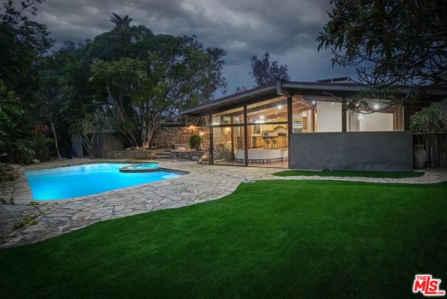 Drew Fenton | 800 Bramble Way Los Angeles CA | MLS: 7446523 Drew Fenton | 800 Bramble Way Los Angeles CA | MLS: 7446523