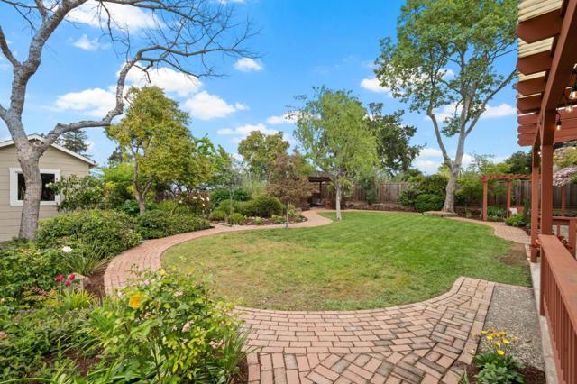135 Belvue Drive, Los Gatos CA: https://media.crmls.org/mediaz/99e0b928-c145-444c-896c-bdbefbe61633.jpg