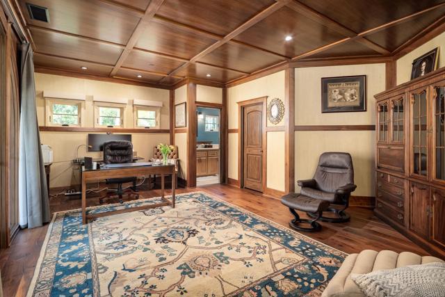 14479 Emerald Lane, Rancho Santa Fe CA: https://media.crmls.org/mediaz/99e37bc7-395d-4be9-87bd-d1e52c1675c7.jpg