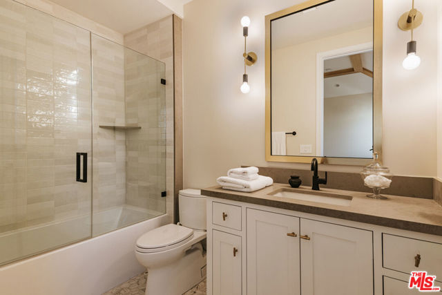 16021 Northfield Street, Pacific Palisades CA: https://media.crmls.org/mediaz/99e3a041-13c9-44b1-9845-ae86263db53c.jpg