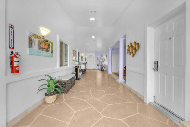 12622 Miracle Hill Road, Desert Hot Springs CA: https://media.crmls.org/mediaz/99e3eee9-ef63-45fb-8c4c-a204b1aa331b.jpg