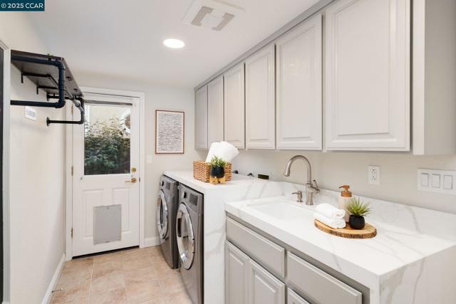 508 Zenith Ridge Dr, Danville CA: https://media.crmls.org/mediaz/99e44f55-728c-414b-bb03-db821d30ca8e.jpg