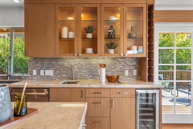 2506 Via Merano, Del Mar CA: https://media.crmls.org/mediaz/99e49bc6-7cd6-4f7a-ad9e-91a12324af0f.jpg