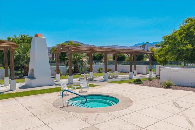 36285 Corta Aguila, Cathedral City CA: https://media.crmls.org/mediaz/99e59fd3-5584-450d-90d5-f9bf1d1573be.jpg