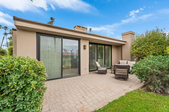 76702 Daffodil Drive, Palm Desert CA: https://media.crmls.org/mediaz/99e84b9e-4c4e-4c69-be93-3ceecfe2b701.jpg