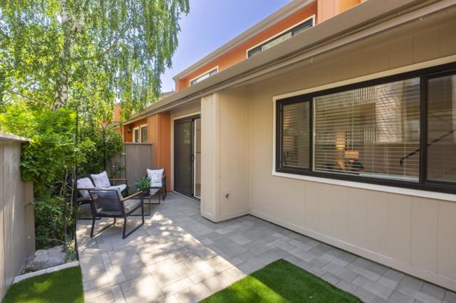 49 Showers Drive, Mountain View CA: https://media.crmls.org/mediaz/99e86ebe-ff12-47cf-a0b0-02966a28db8f.jpg