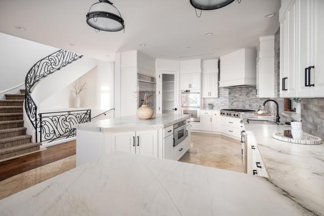 238 Date Ave, Carlsbad CA: https://media.crmls.org/mediaz/99e8845c-da34-4f6f-8fce-813aa836ab69.jpg