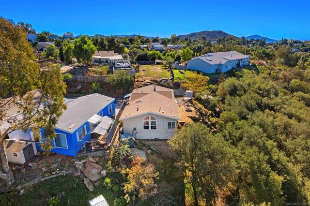 300 Thornton Dr, El Cajon CA: https://media.crmls.org/mediaz/99e93887-1be7-4235-a7af-0cfe1d6f5455.jpg