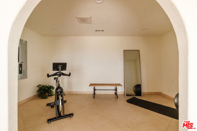 3837 Paseo De Las Tortugas, Torrance CA: https://media.crmls.org/mediaz/99eac843-9b5a-4bb4-84e2-c524dfaac592.jpg