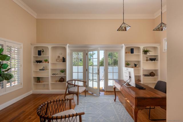4027 Narragansett Ave, San Diego CA: https://media.crmls.org/mediaz/99eb1cdc-ef13-4c86-912f-46afe8bbf13c.jpg