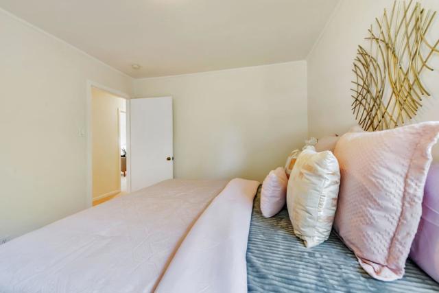 21 Otay Avenue, San Mateo CA: https://media.crmls.org/mediaz/99eb4ef7-c880-4b34-8aa5-8895485748cc.jpg