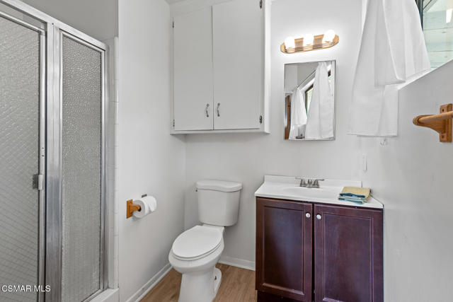 15546 Olden Street, Sylmar CA: https://media.crmls.org/mediaz/99ebd6a9-15ce-4686-834b-7c164c088fce.jpg