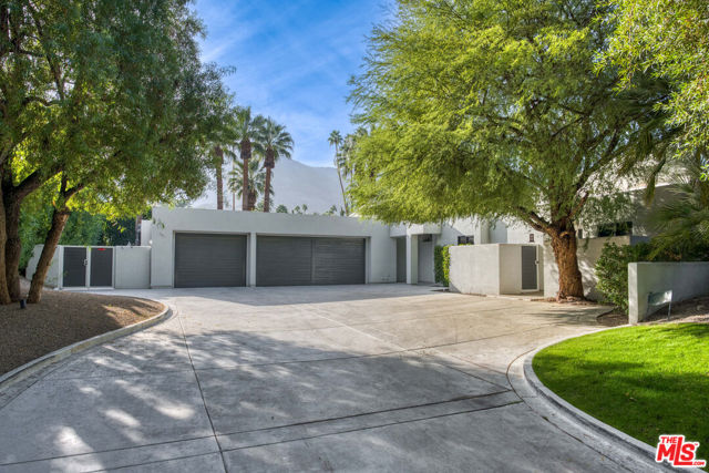 70461 Boothill Road, Rancho Mirage CA: https://media.crmls.org/mediaz/99ebef72-5428-47b3-bca0-b8e7be22570b.jpg