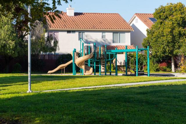 2144 Kingsbury Circle, Santa Clara CA: https://media.crmls.org/mediaz/99ed8e76-4e8b-4ad8-b057-e14bbbcb3f70.jpg