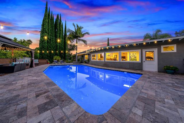 Detail Gallery Image 22 of 33 For 4711 Lorena Pl, El Cajon,  CA 92020 - 4 Beds | 3 Baths