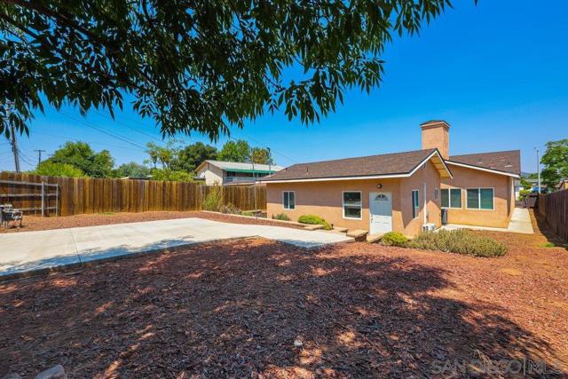 1135 E 3rd Ave, Escondido CA: https://media.crmls.org/mediaz/99ede898-c128-416f-8f91-188a0ad94f3f.jpg