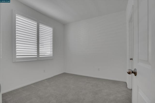 1109 Brittany Hills Ct, Martinez CA: https://media.crmls.org/mediaz/99ee3f75-f888-407e-9f4d-0aad1b8910b8.jpg