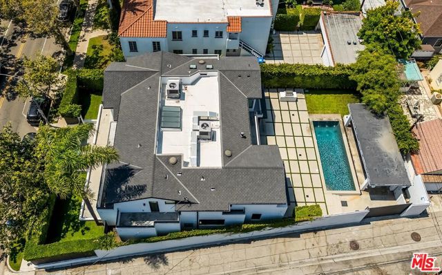 6115 W 6th Street, Los Angeles CA: https://media.crmls.org/mediaz/99f328be-e46a-4e33-906a-14091fbe8710.jpg