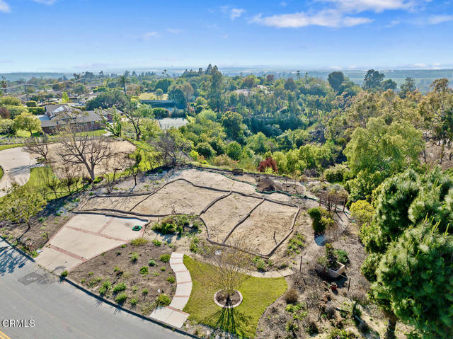 637 Valley Vista Drive, Camarillo CA: https://media.crmls.org/mediaz/99f3c672-88f2-425b-aef9-5e76f227d1db.jpg