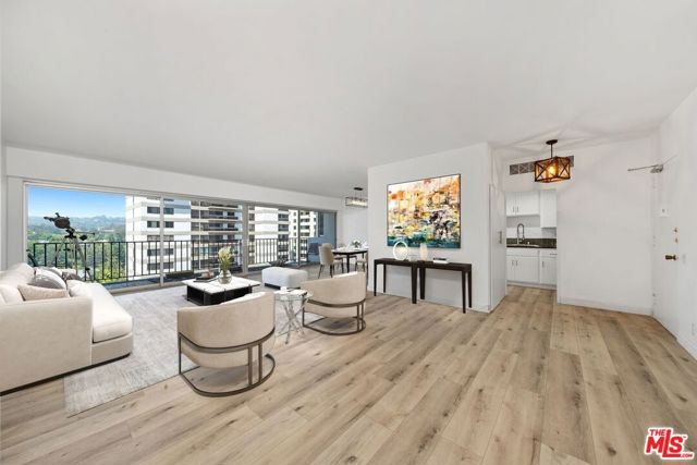 Image 2 for 10450 Wilshire Blvd #11G, Los Angeles, CA 90024