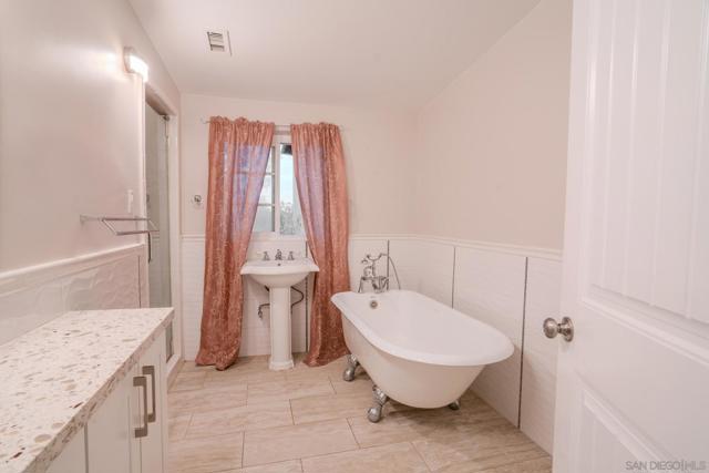 Image 23 of 26 For 35610 Jewel Lane