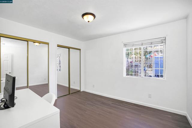 2020 17Th Ave, Oakland CA: https://media.crmls.org/mediaz/99f4e1a5-adc9-41d2-9217-28ffef236969.jpg