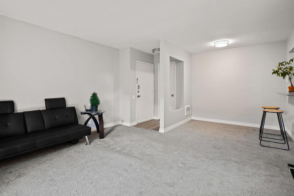 8019 Caminito De Pizza - photo 8