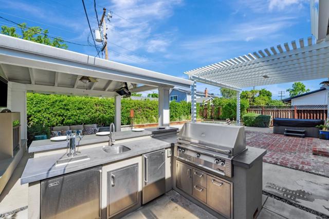 2658 Hill Park Drive, San Jose CA: https://media.crmls.org/mediaz/99f5cf77-3243-439f-8d05-1cecddc8fcc9.jpg