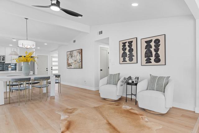 Detail Gallery Image 9 of 47 For 2910 Amulet St, San Diego,  CA 92123 - 4 Beds | 2 Baths