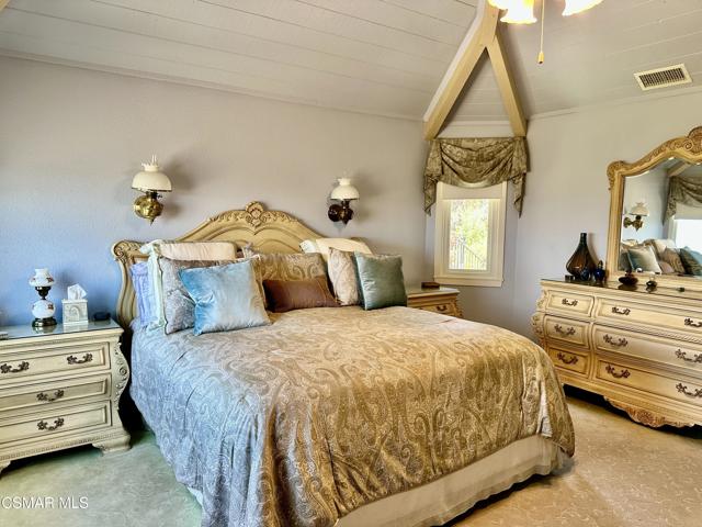 31445 Glenbridge Road, Westlake Village CA: https://media.crmls.org/mediaz/99f6e6ab-5e68-4bc7-8b45-1a4645f5952c.jpg