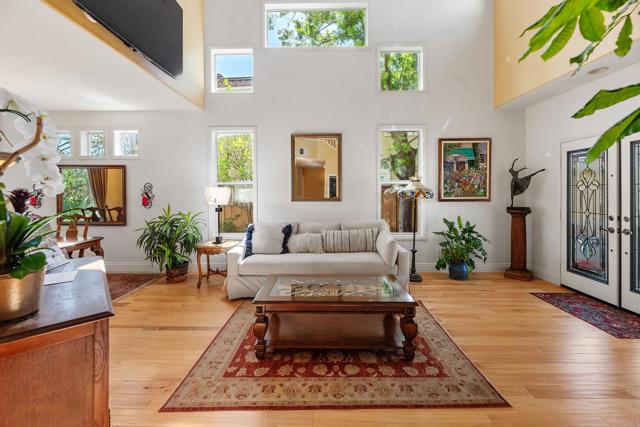 Detail Gallery Image 3 of 47 For 5073 Sea Mist Ct., San Diego,  CA 92121 - 5 Beds | 3 Baths