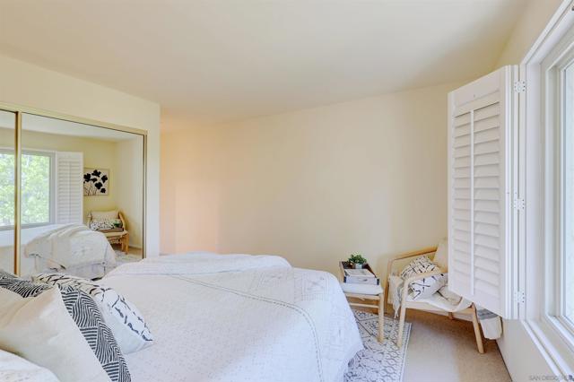 1982 Fairlee, Encinitas CA: https://media.crmls.org/mediaz/99f7b63f-18ea-4e75-b830-95dc8decbd39.jpg